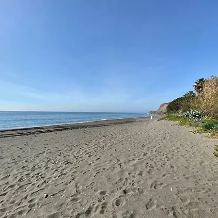 Exclusive Beachfront Penthouse *