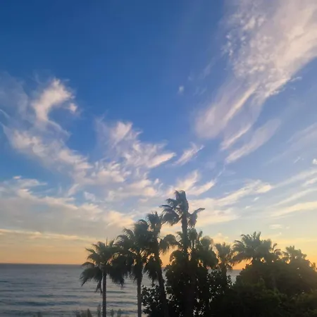 Exclusive Beachfront Penthouse Appartement *